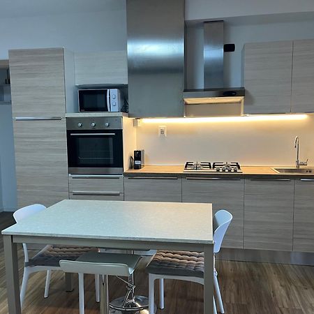 Lake View Terrace Паратико Экстерьер фото