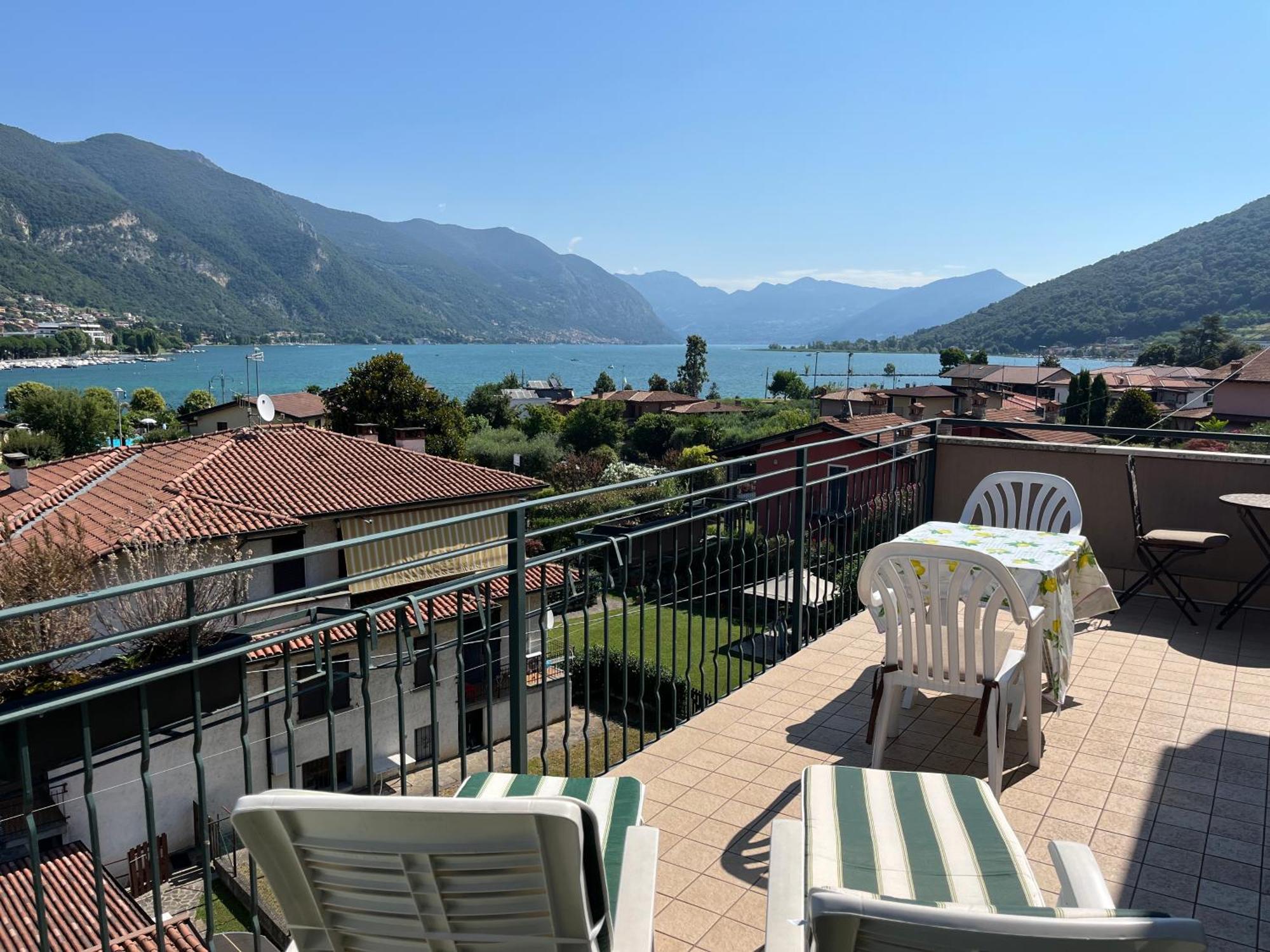 Lake View Terrace Паратико Экстерьер фото